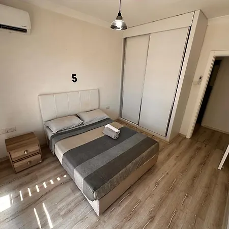 Kavanium 2 Bedroom Swimming Pool * Kyrenia (Northern Cyprus)