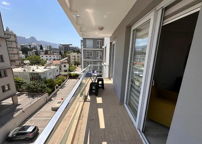 アパート Kavanium 2 Bedroom Swimming Pool