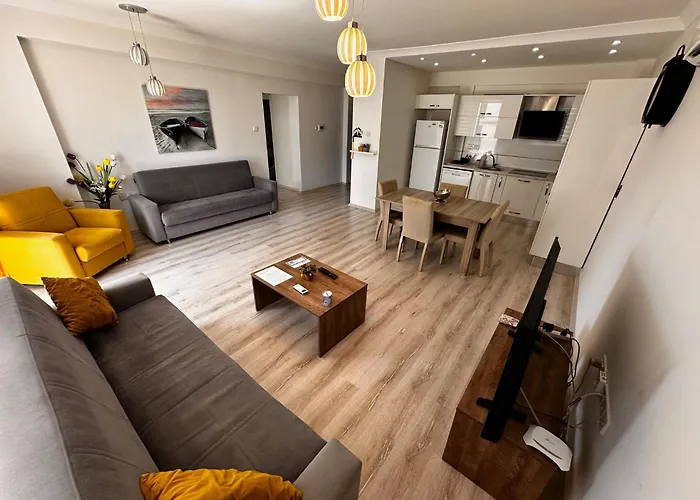 Kavanium 2 Bedroom Swimming Pool * キレニア