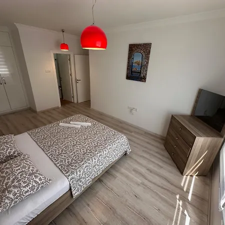 Kavanium 2 Bedroom Swimming Pool Apartment Kyrenia (Northern Cyprus)